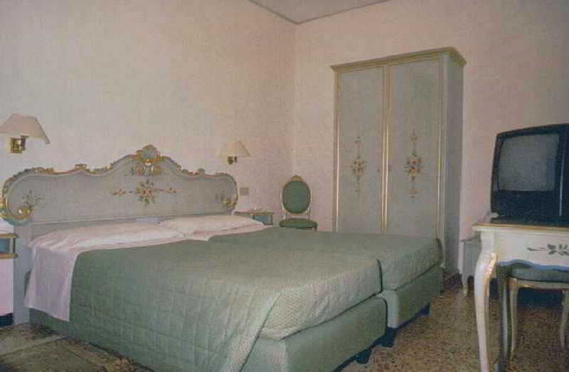 Serenissima 2*