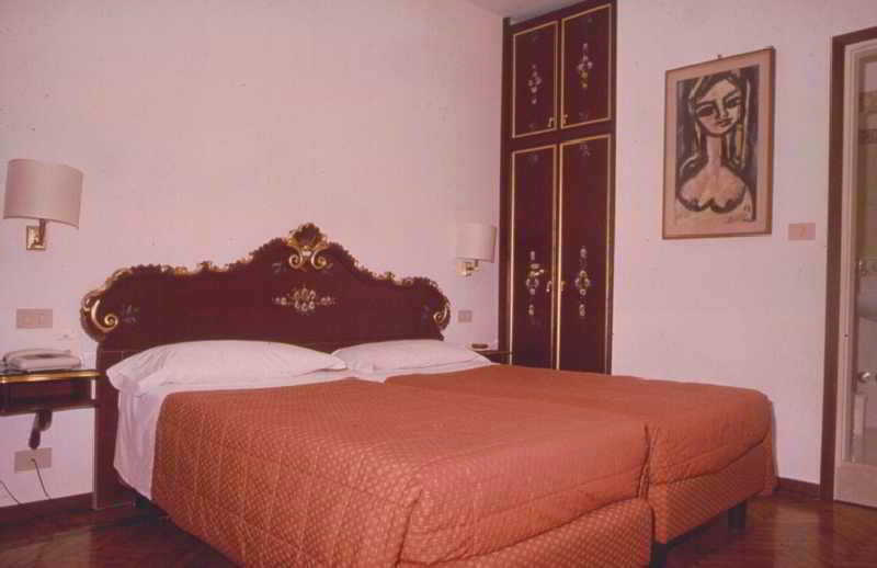 Hotel Serenissima Venice