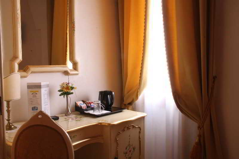 Apostoli Palace Bed & Breakfast 3*