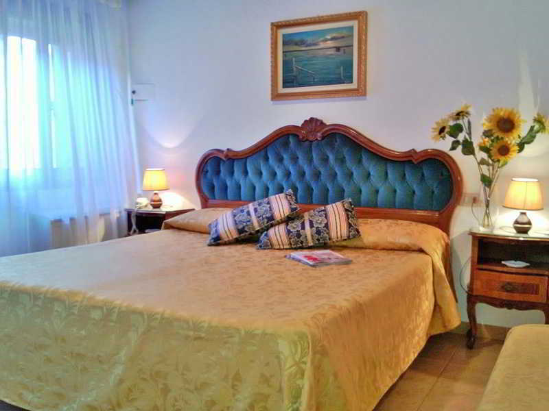 Hotel Ariel Silva