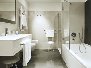 Move Hotel 4*