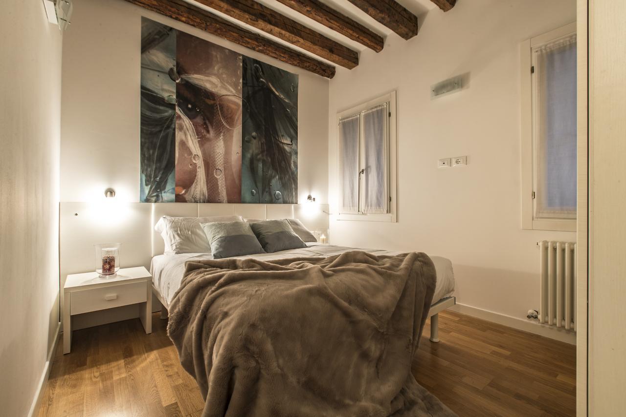 Apartment Arsenale Design Apartment R&R *