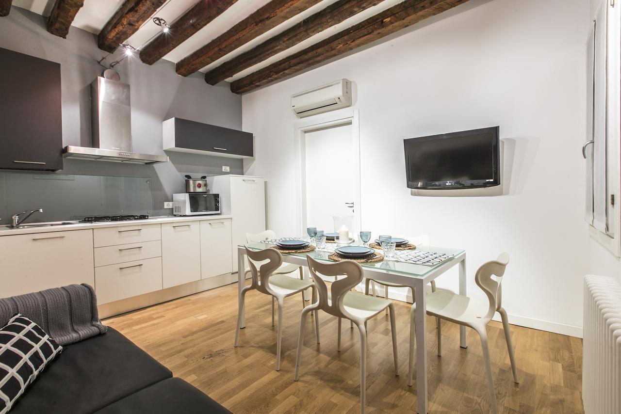 Apartment Arsenale Design Apartment R&R Venice