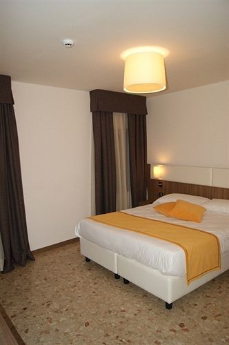 Hotel Il Moro Di Venice