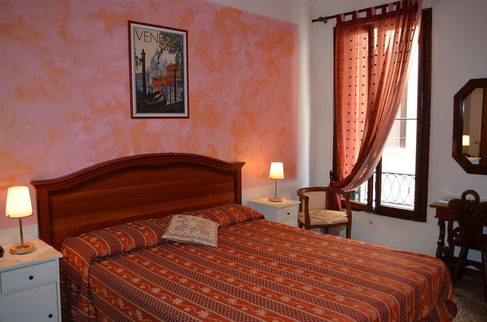 San Samuele Hotel *