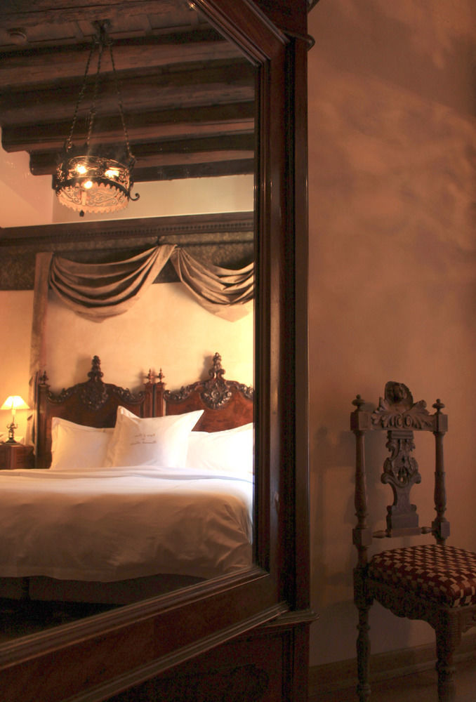 Novecento Boutique 3*