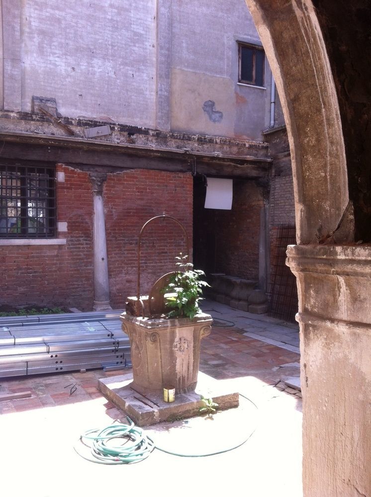 Ca' Nobile Corner Hotel 3*