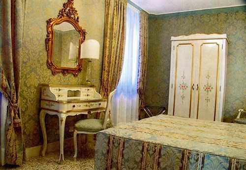 Hotel Ca' Dogaressa 3*
