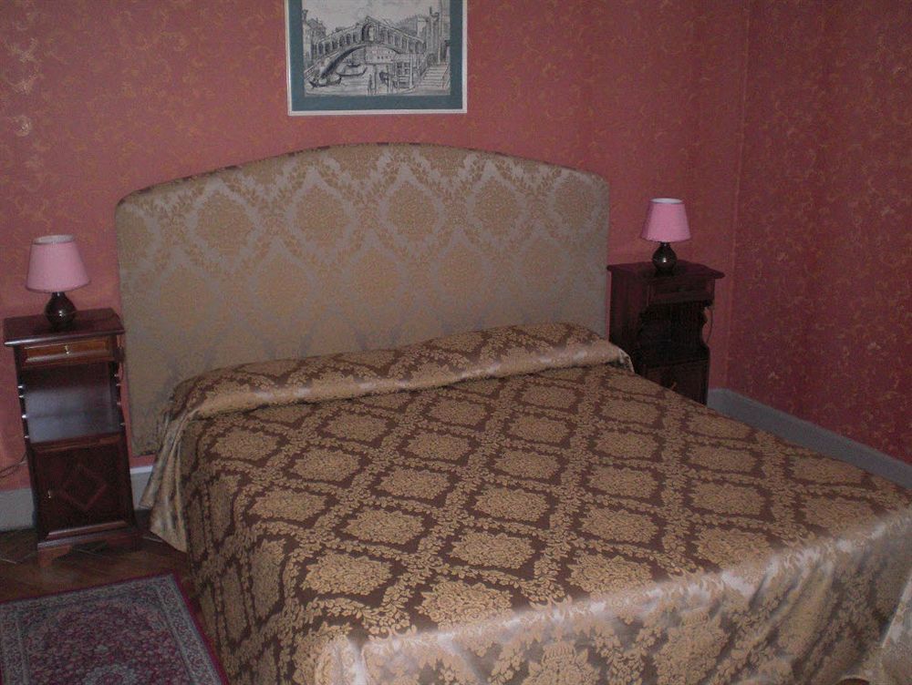 Palazzina Sardi Venice