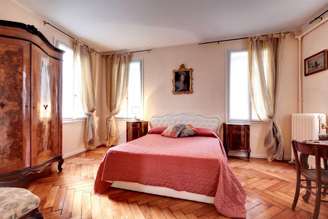 San Zulian Apartment