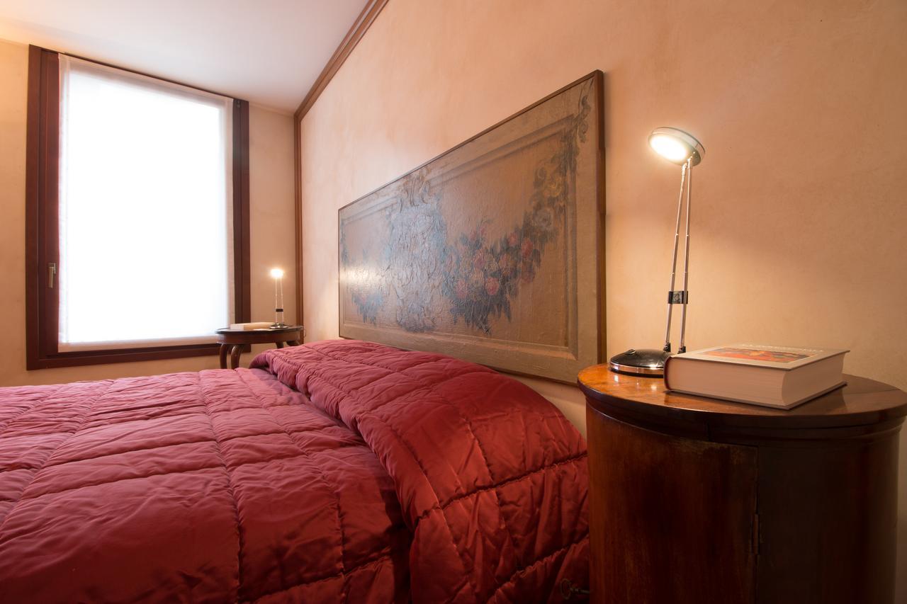 Apartment La Fenice Double Canal View Venice