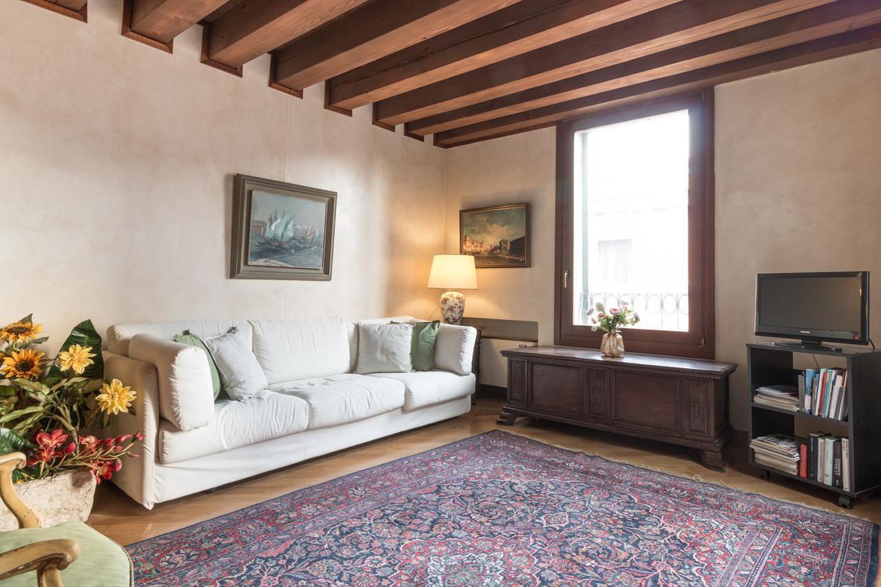 Apartment La Fenice Double Canal View Venice