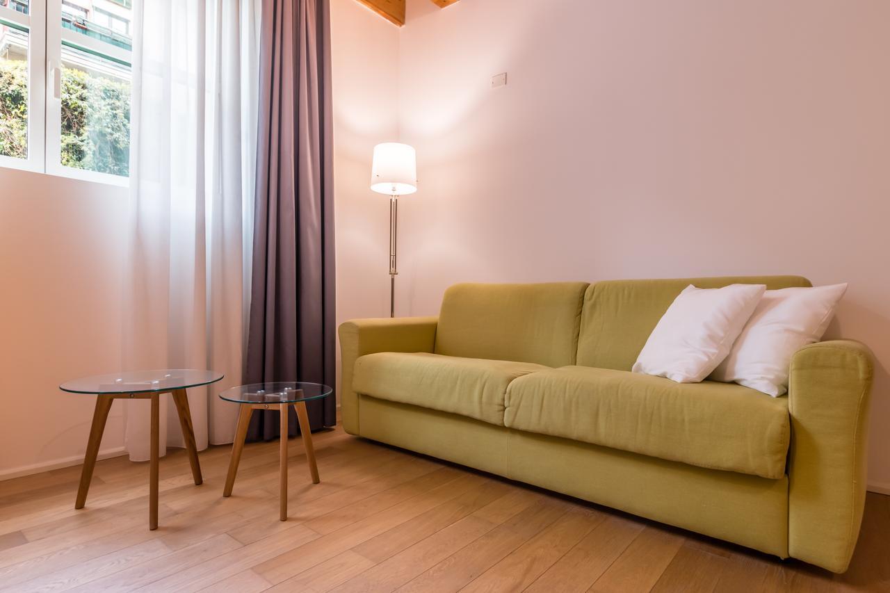 Mazzoni 10 * Venice