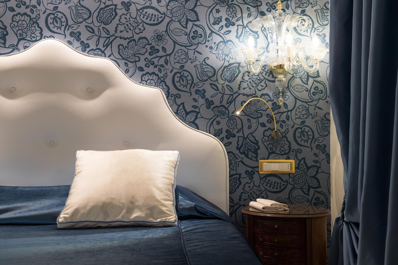 Savoia & Jolanda Venice