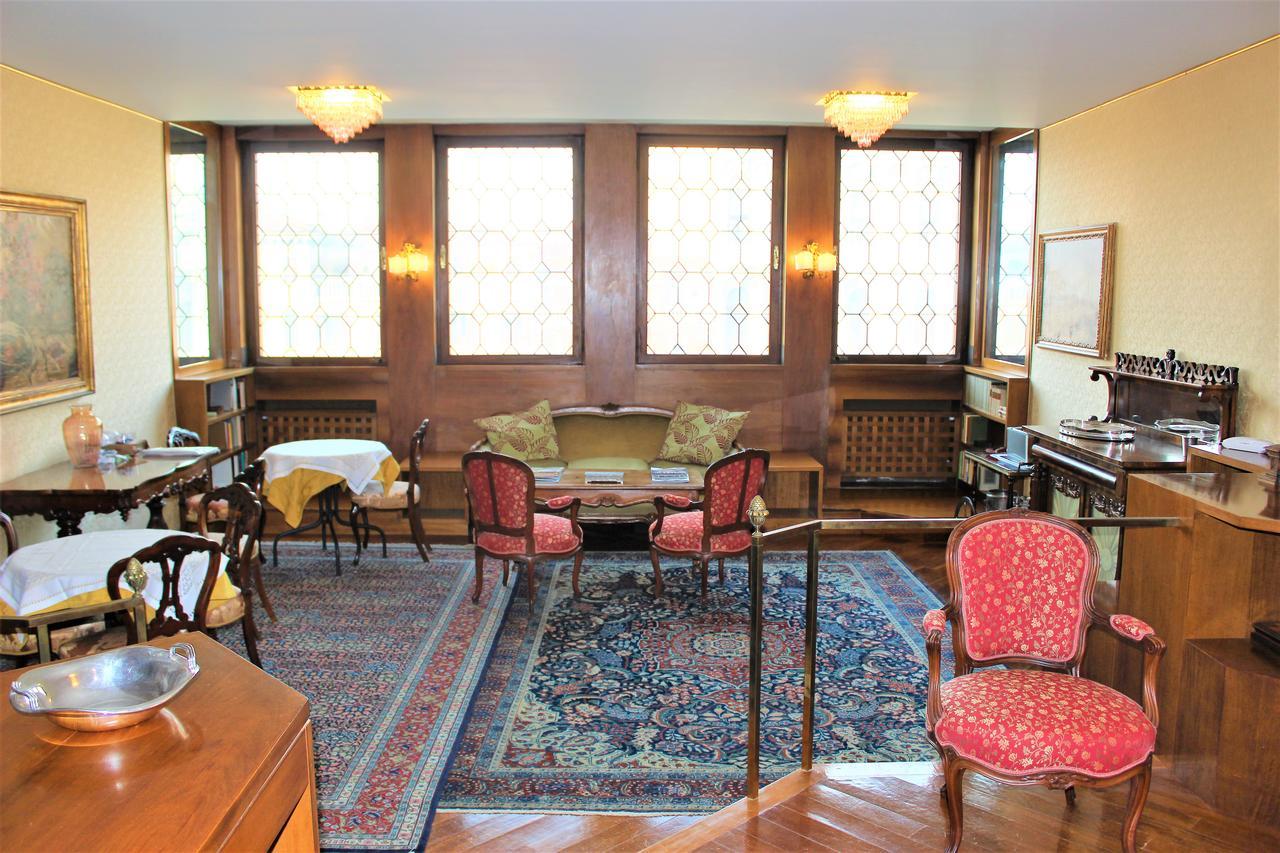 Residenza Ca' Corner Bed & Breakfast 2*