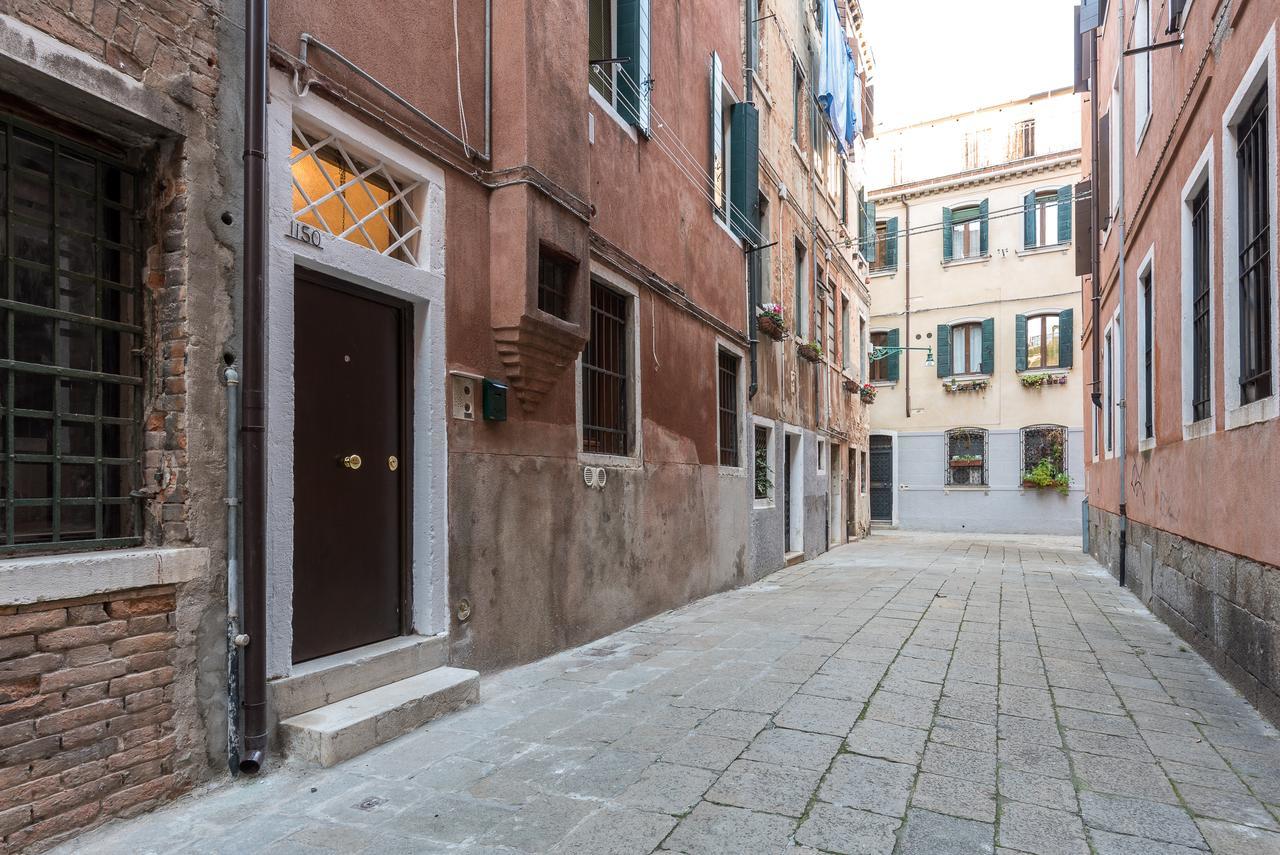 La Loggia Della Luna Guest house 5*