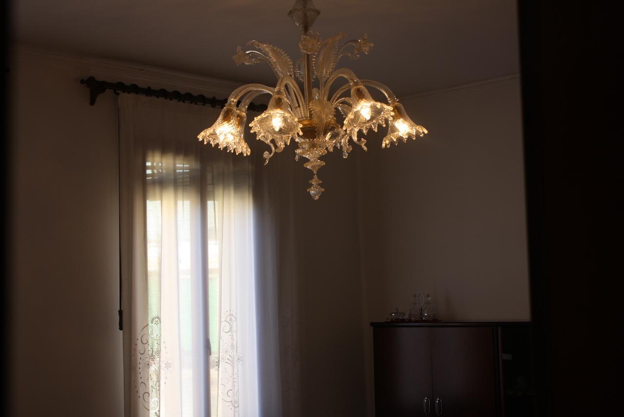 2978b * Veneza