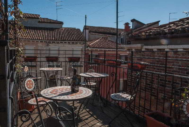 Bed & Breakfast Ca' San Trovaso - 6 Venezia