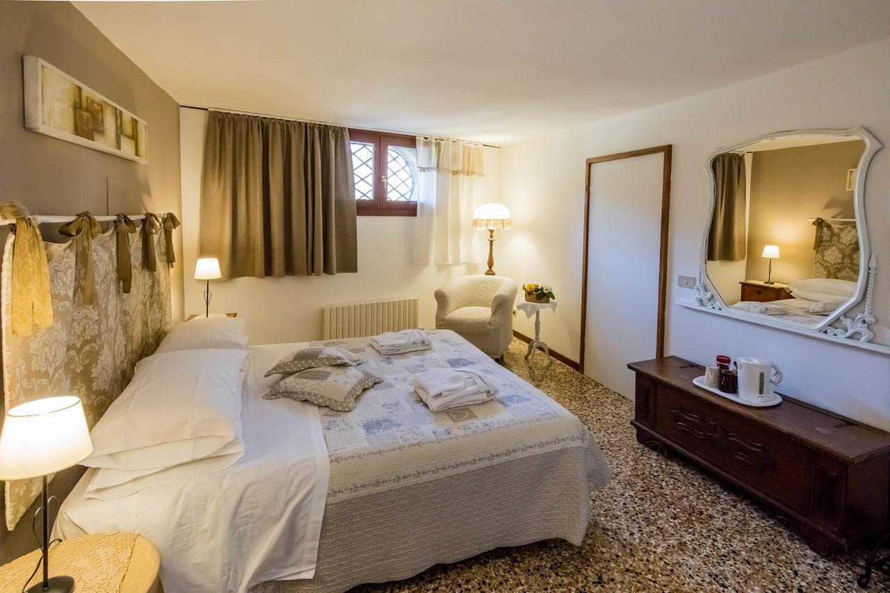 And - Private In Shared Guest house 2*