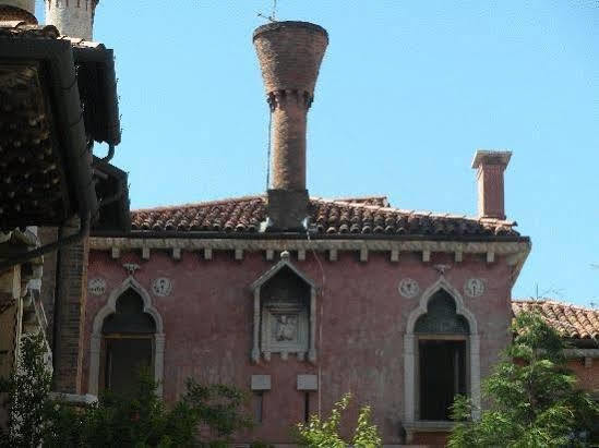 Ca' Della Corte 2*
