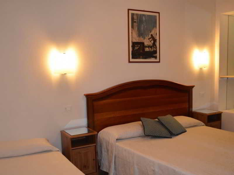 Hotel San Samuele *