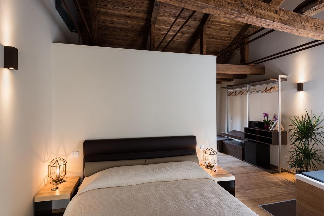 Casin Dei Nobili Venice