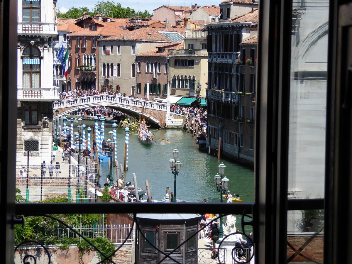 Acomodação com café da manhã  Vista Sul Canal Grande 2*