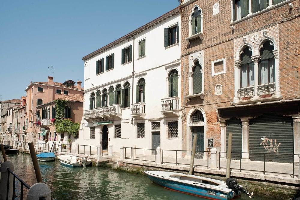 Hs 2* Veneza
