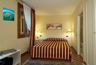 Casa de hóspedes Venice Resorts Guest House *