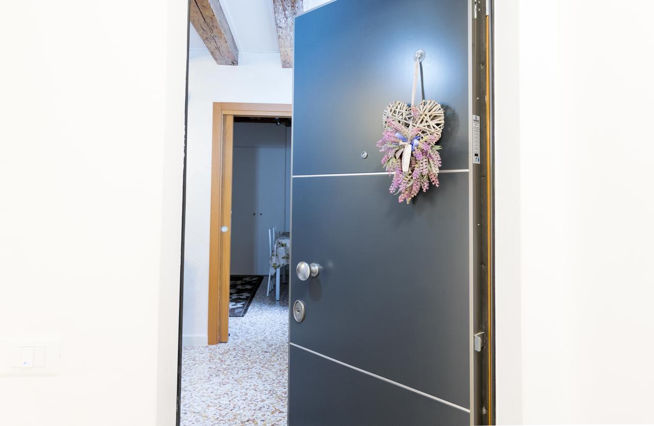 Crystal Deluxe Apartment Venice