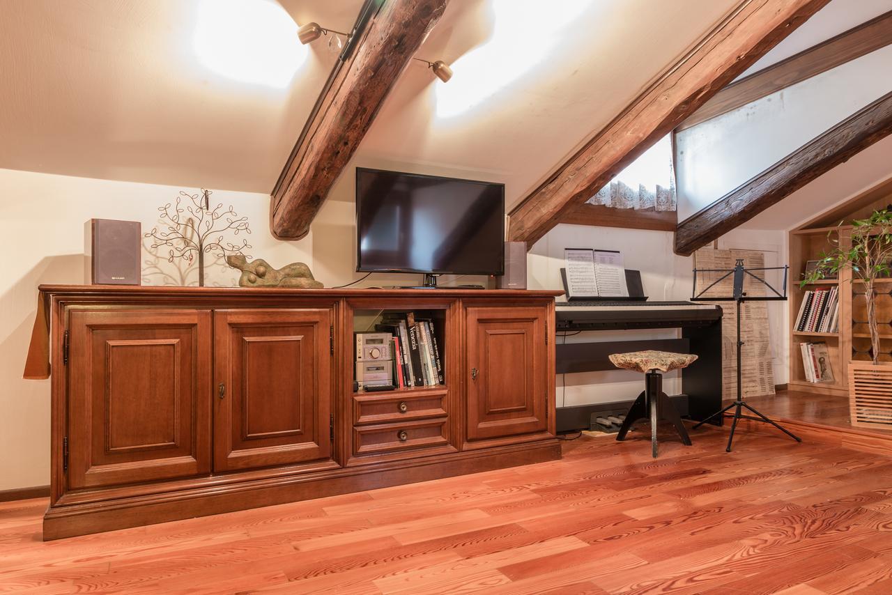 Vivaldi Apartment *