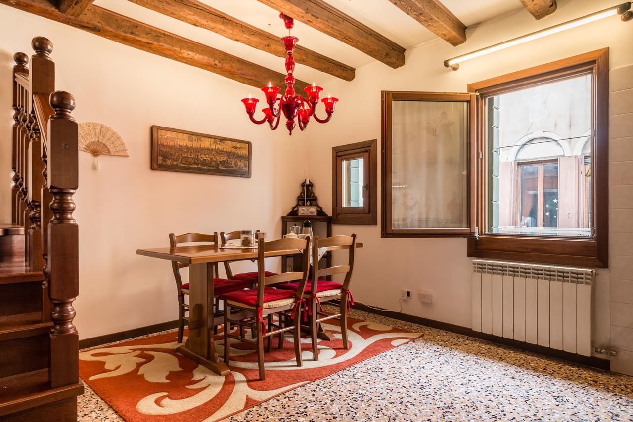 Vivaldi Apartment *