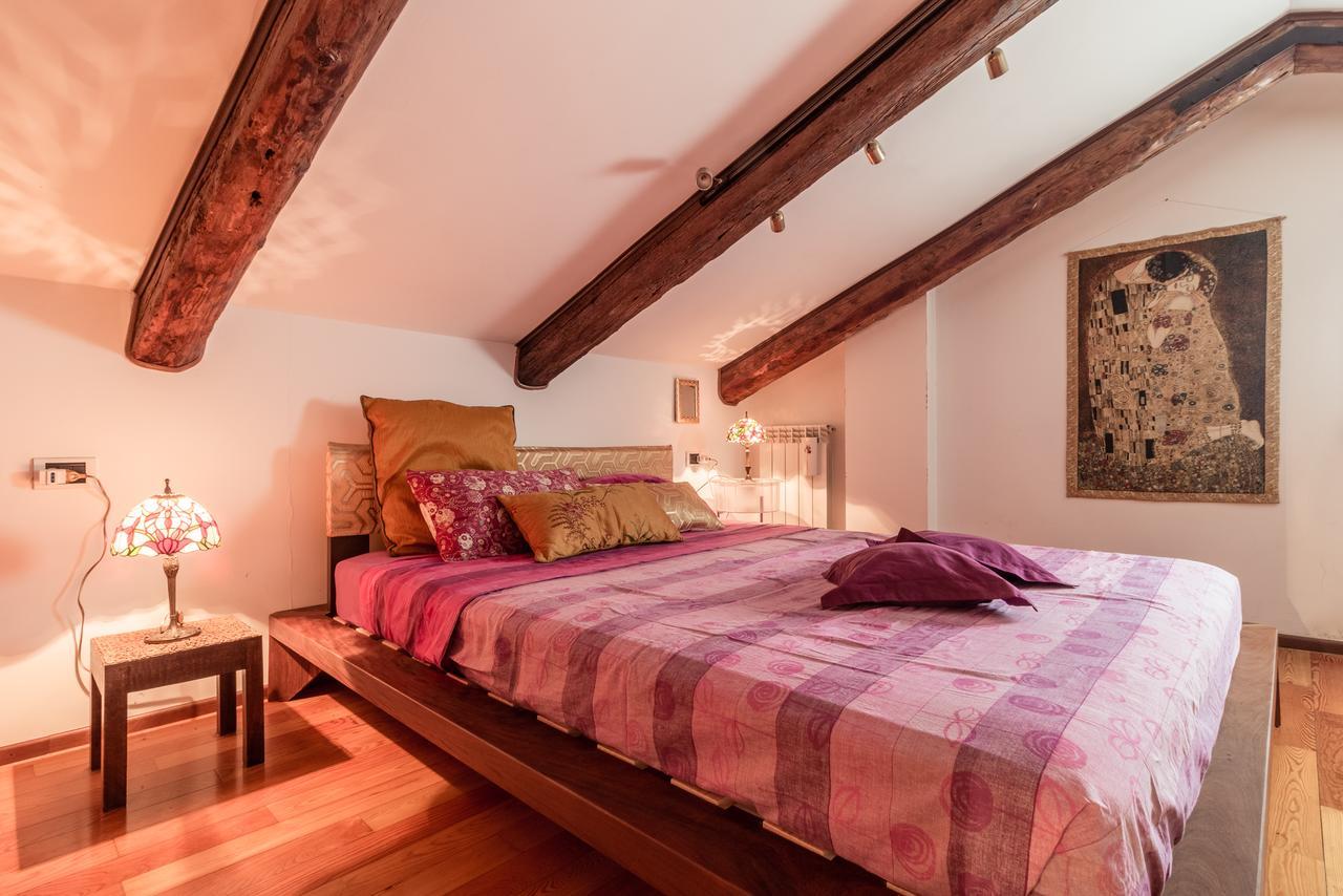 Vivaldi Apartment *