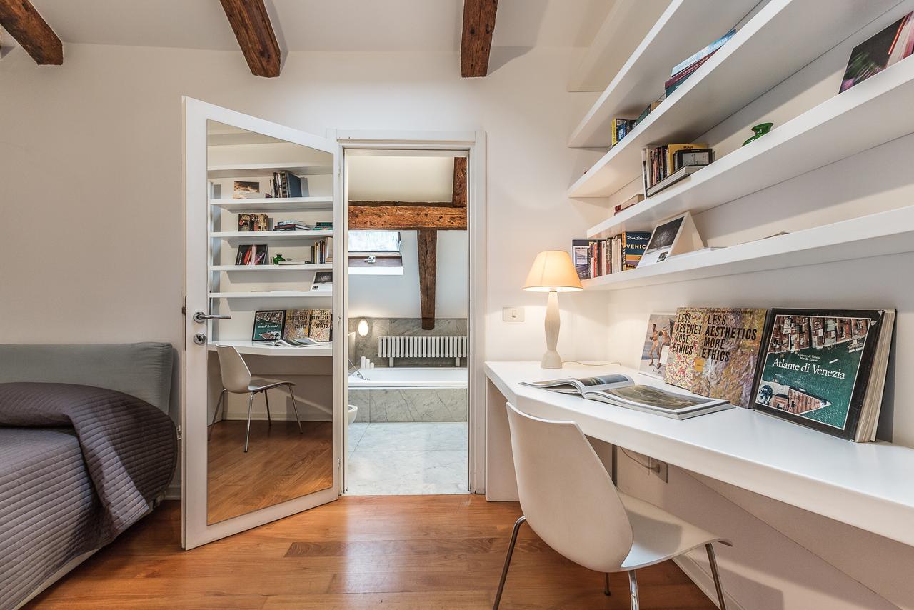 Ca' Malvasia Terrace Apartment Venice