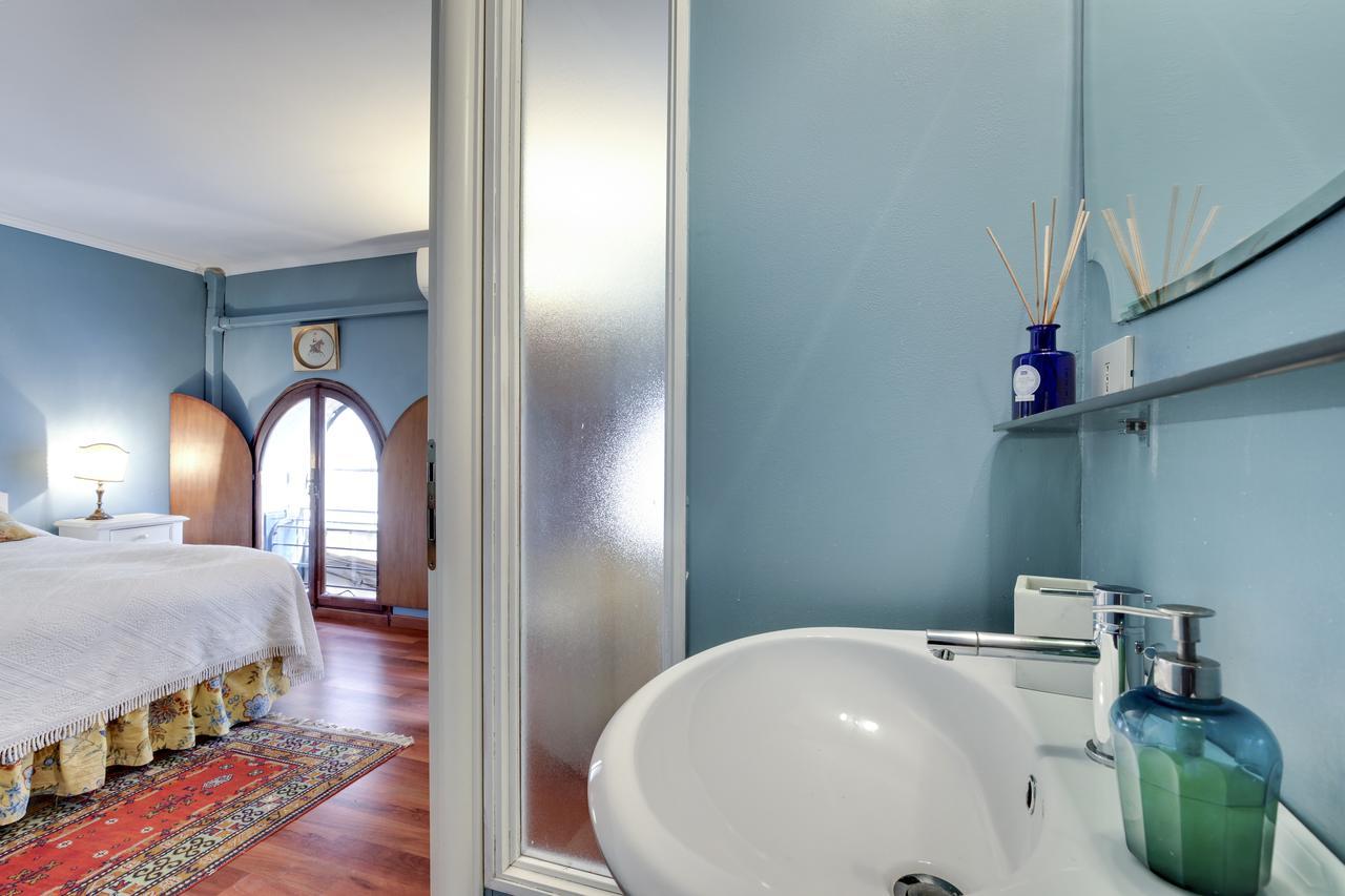 Castello Apartment *