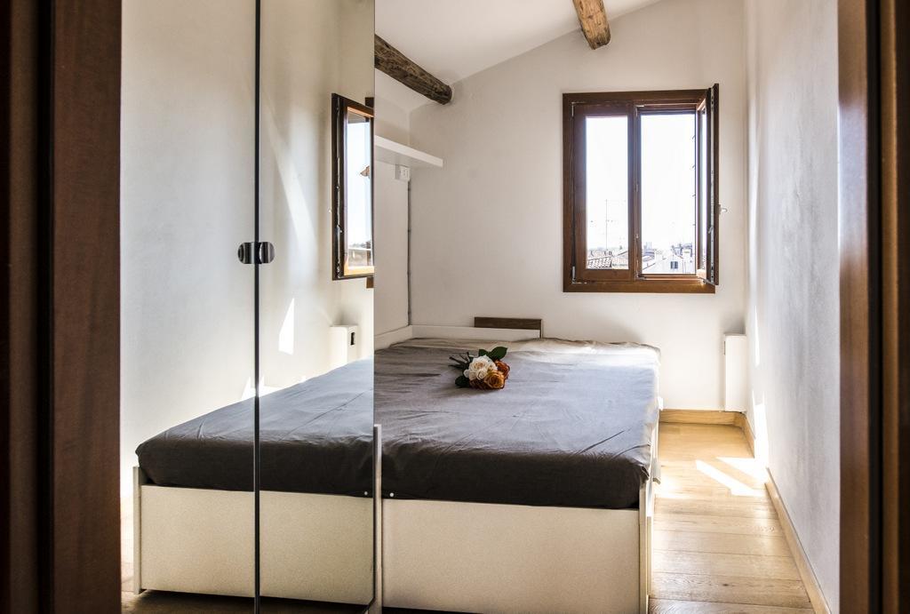 Apartment Grand Canal Venetian Small Attic *