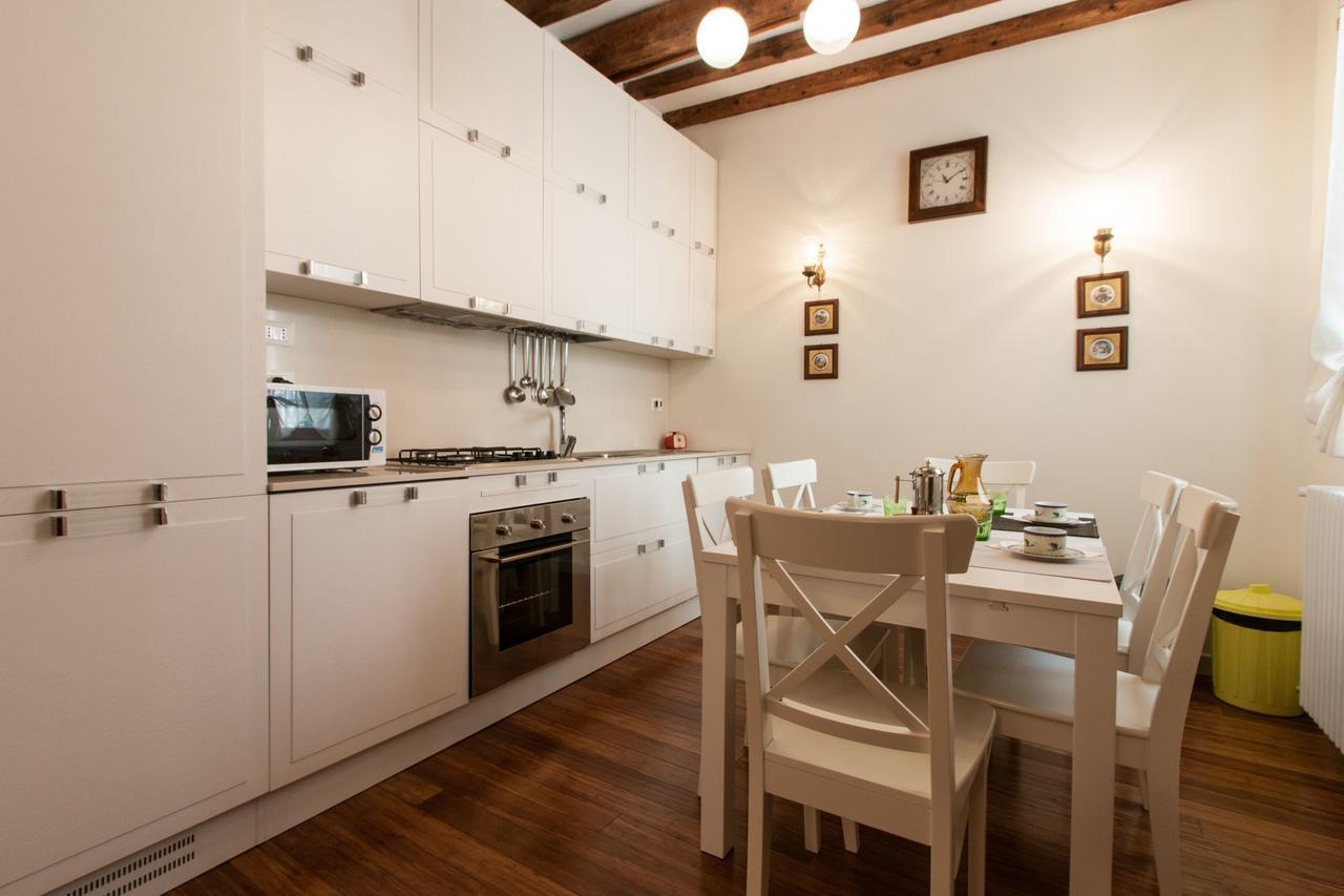 Apartamento Ve-nice Rio Marin Sc847 Veneza