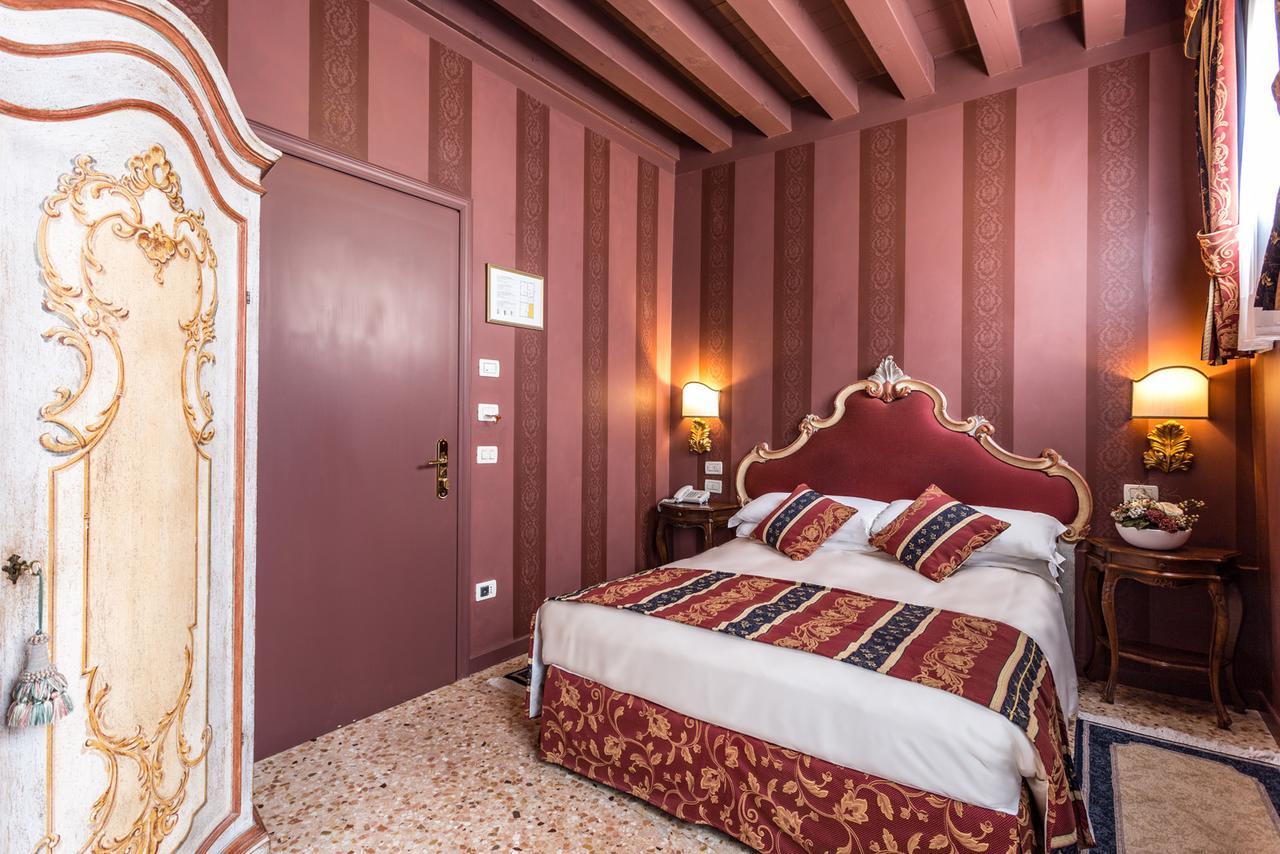 Tiziano Hotel 3*