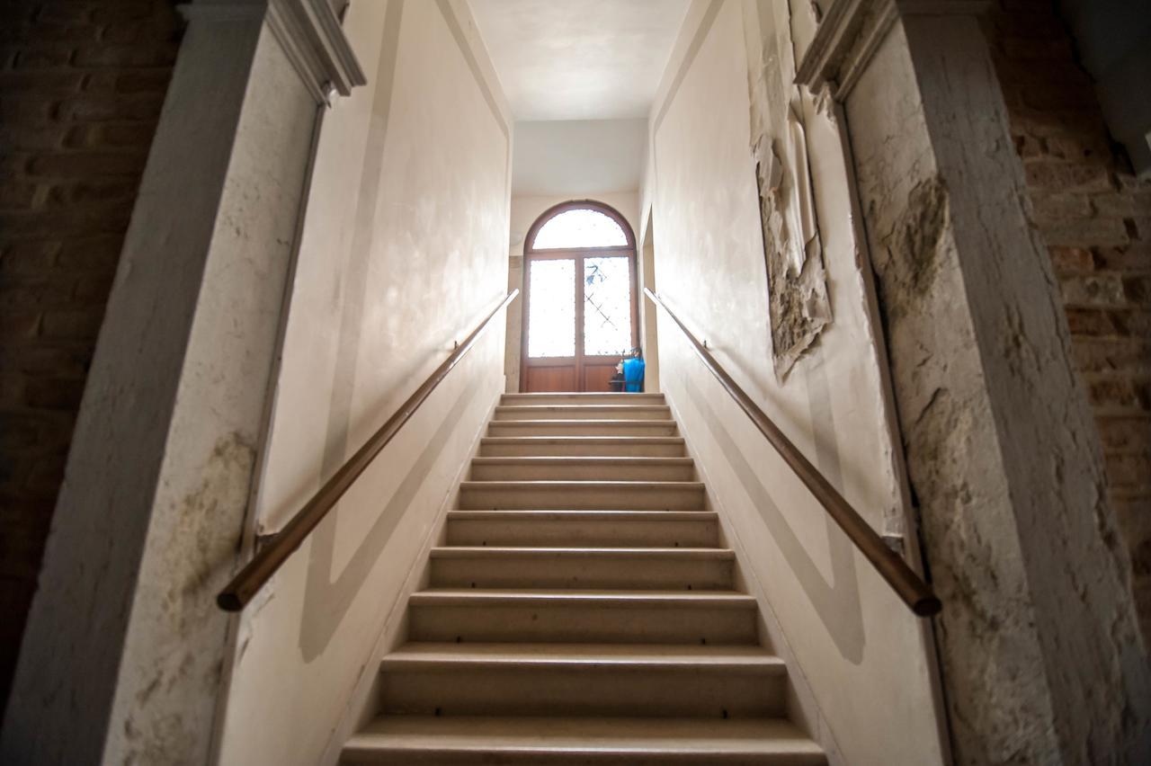 Guest house And - Private In Shared