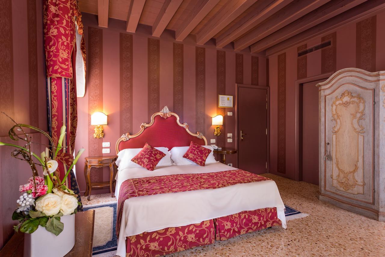 Hotel Tiziano Venice