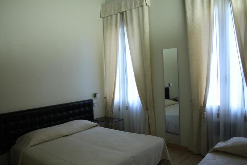 Tiepolo 3* Venice