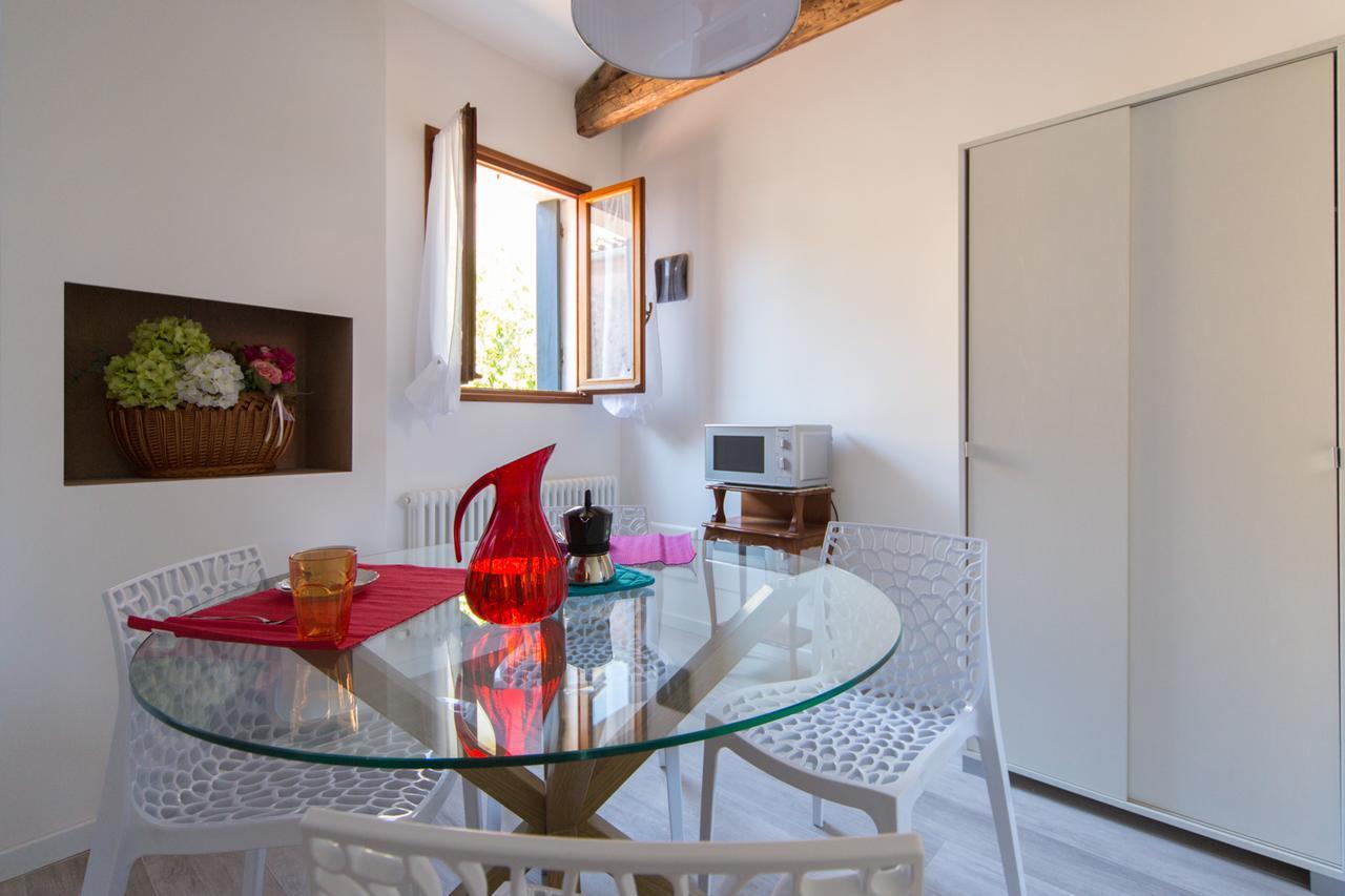 Apartment Giardino Segreto *