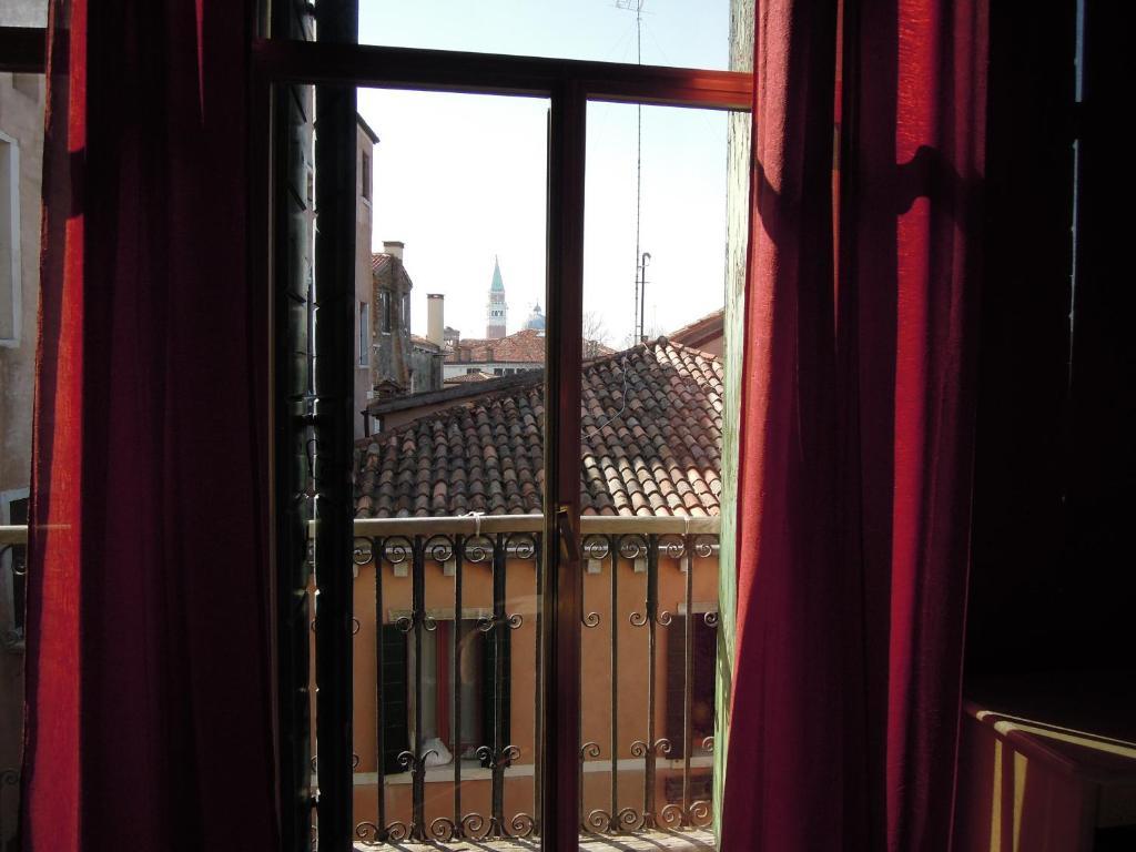 Casa Linger Hotel