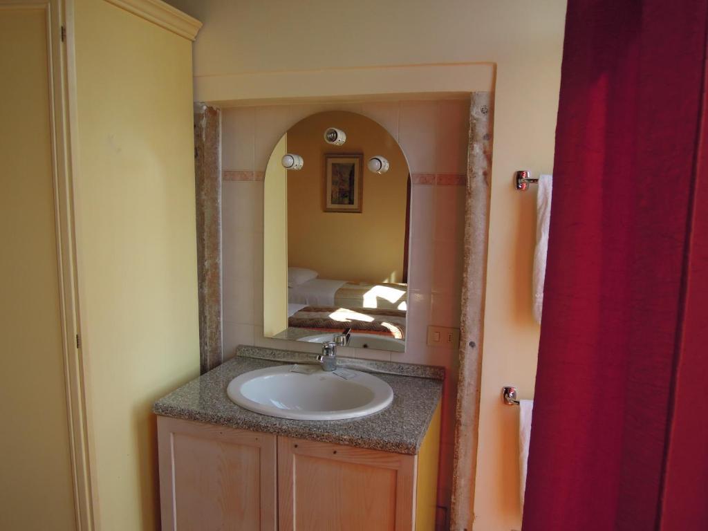 Casa Linger Hotel *