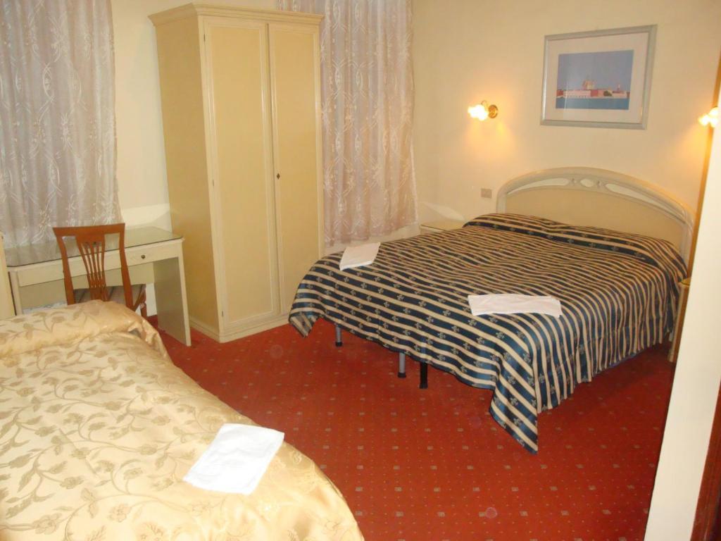 Hotel Casa Linger *