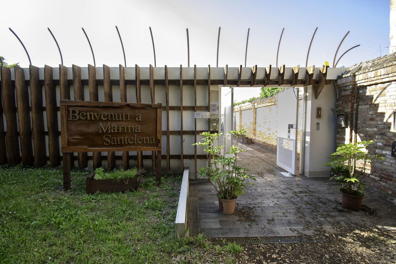 Boathotels Marina Sant'elena Botel *