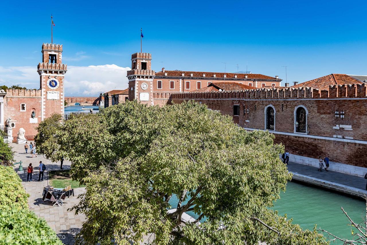 Casetta Biennale Arsenale Venisejetaime Veneza