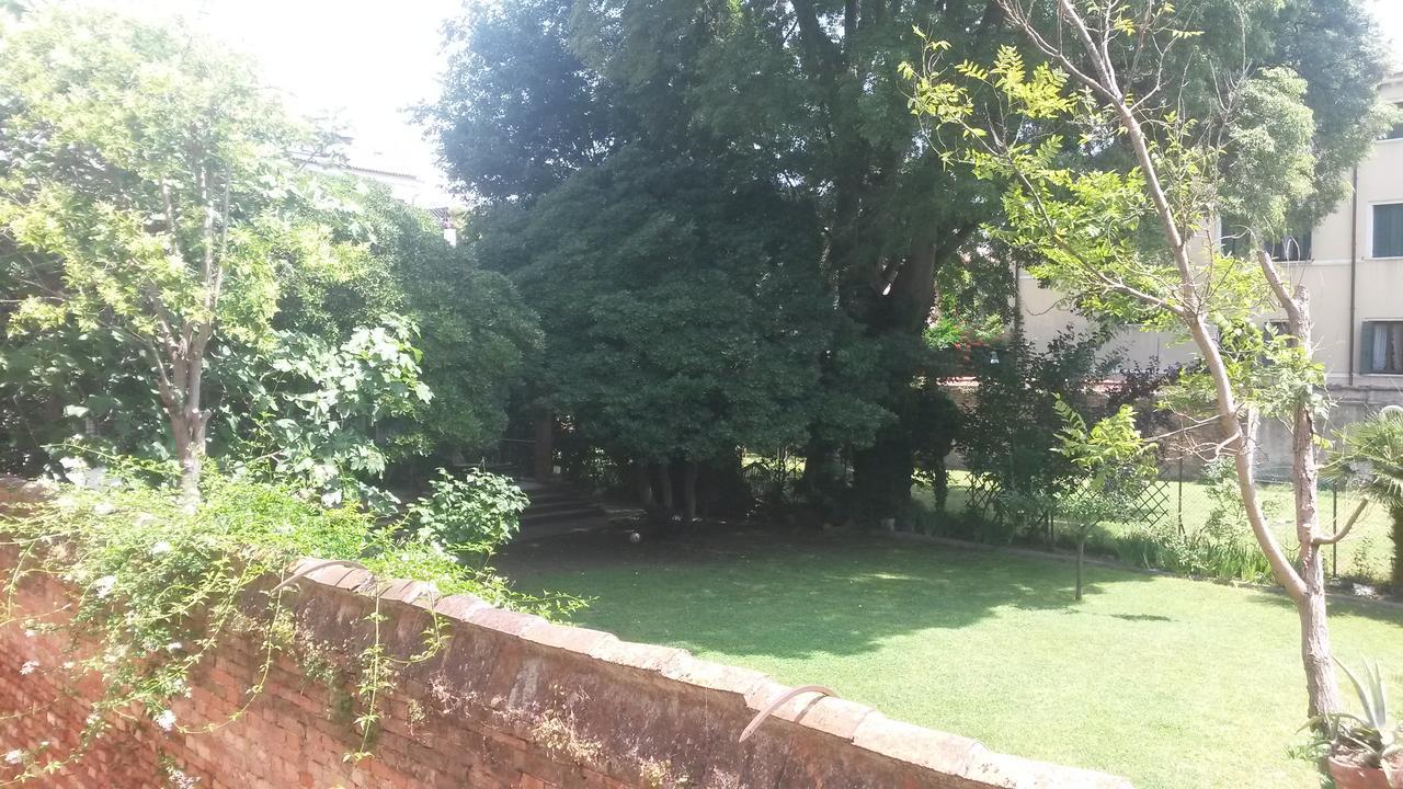 Ca' Del Brocchi Acomodação com café da manhã  2*
