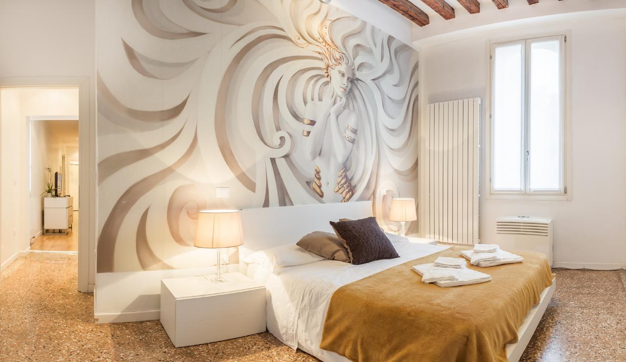 Rialto Whit Lift Apartment Venice