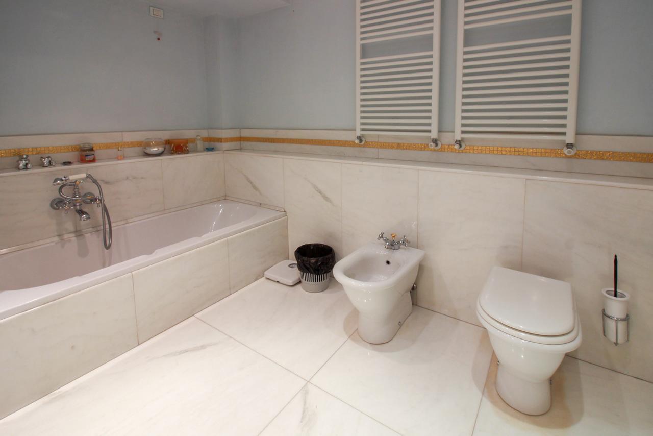 Palazzo San Beneto Apartment *